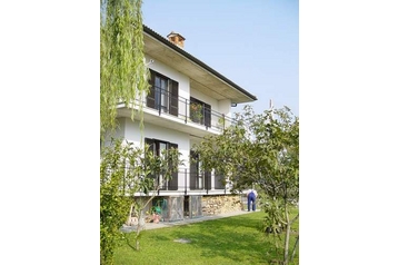 Italia Privát Porlezza, Exteriorul